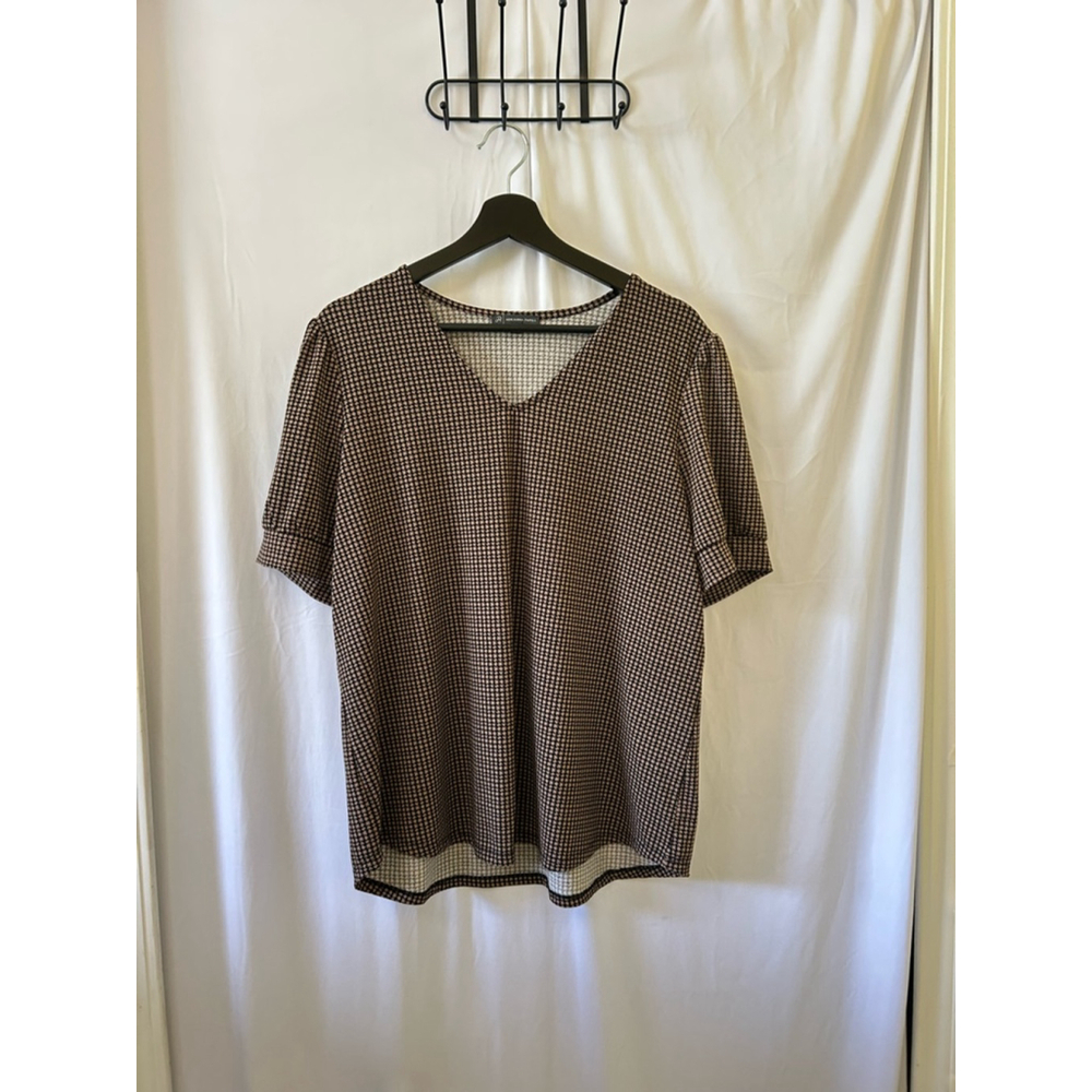 Women's Adrianna Papell Brown & Black Houndstooth Top Size XL